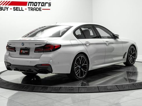 Used 2021 BMW M550i xDrive w/ Executive Package AWD/4WD image 10