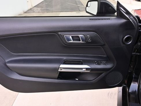 Used 2019 Ford Mustang GT RWD image 20