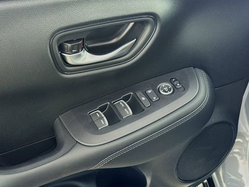 New 2026 Honda HR-V EX-L image 11