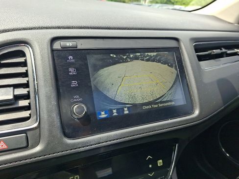 Used 2021 Honda HR-V EX image 27