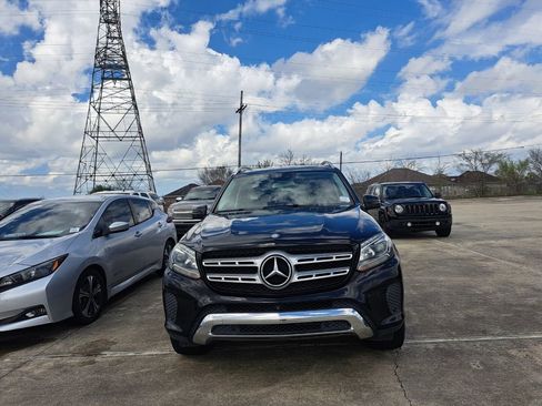 Used 2017 Mercedes-Benz GLS 450 4MATIC image 2