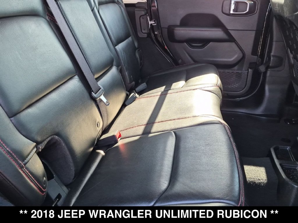 Used 2018 Jeep Wrangler Unlimited Rubicon w/ Dual Top Group AWD/4WD image 30
