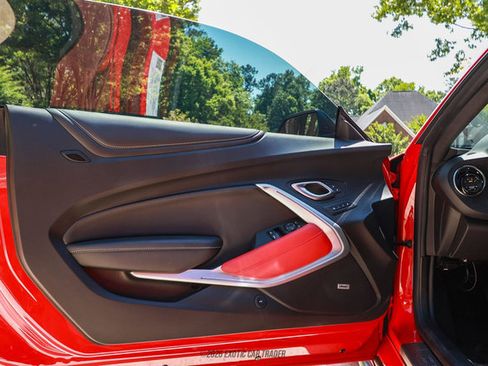 Used 2022 Chevrolet Camaro SS image 55