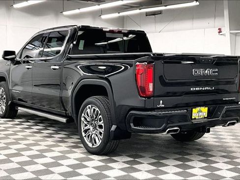 Used 2023 GMC Sierra 1500 Denali Ultimate image 2