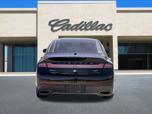 Used 2017 Lincoln MKZ Select w/ Technology Package image 4