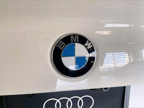 Used 2025 BMW 230i xDrive Coupe w/ Convenience Package image 7