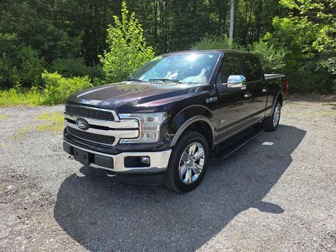Used 2018 Ford F150 King Ranch w/ Equipment Group 601A Luxury AWD/4WD image 8