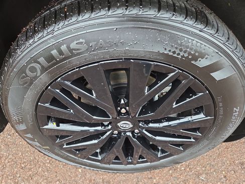 Used 2025 Nissan Altima 2.5 SV w/ SV Special Edition Package image 10