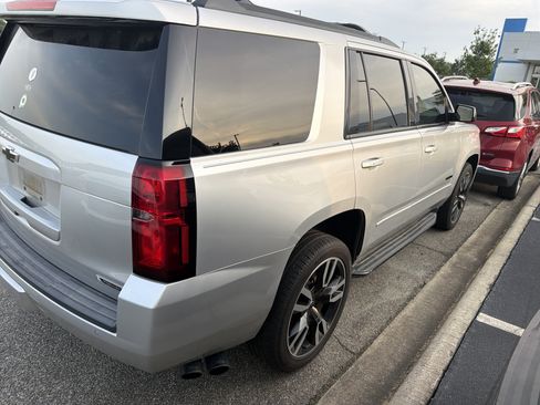 Used 2018 Chevrolet Tahoe Premier AWD/4WD image 11