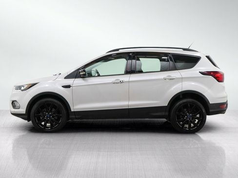 Used 2019 Ford Escape Titanium AWD/4WD image 2