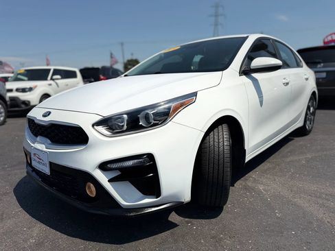 Used 2020 Kia Forte LXS FWD image 8