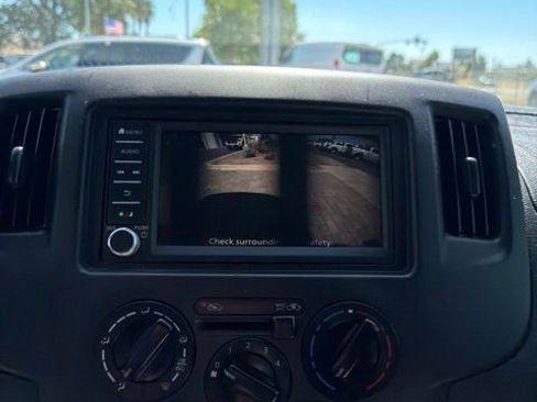 Used 2020 Nissan NV200 SV FWD image 13