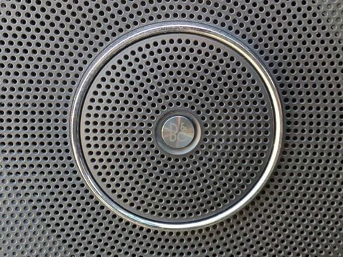 Used 2018 Ford Expedition Limited w/ Equipment Group 302A image 8