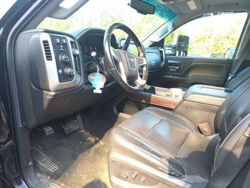 Used 2018 GMC Sierra 3500 SLT AWD/4WD image 2