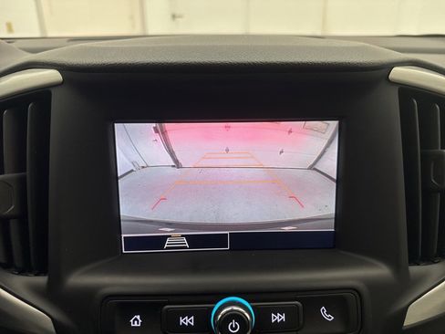 Used 2023 GMC Terrain SLE w/ Driver Convenience Package image 23