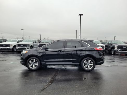 Used 2021 Ford Edge SEL w/ Convenience Package image 7