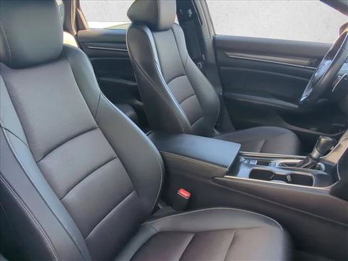 Used 2019 Honda Accord Sport image 28