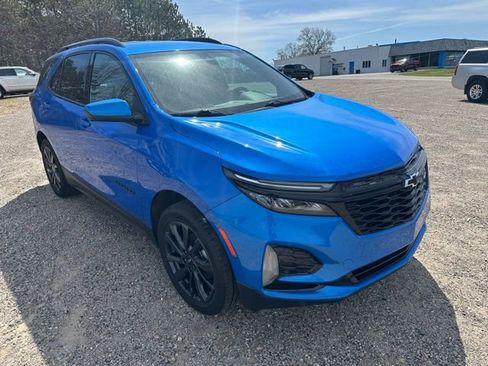 Used 2024 Chevrolet Equinox RS w/ LPO, Floor Liner Package AWD/4WD image 8