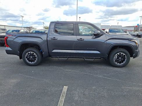 New 2026 Toyota Tundra SR5 AWD/4WD image 8