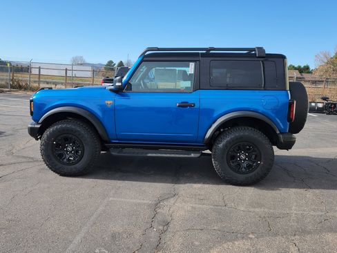 New 2025 Ford Bronco Badlands image 5
