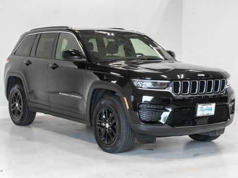 Used 2025 Jeep Grand Cherokee Laredo X w/ Luxury Tech Group I AWD/4WD image 6