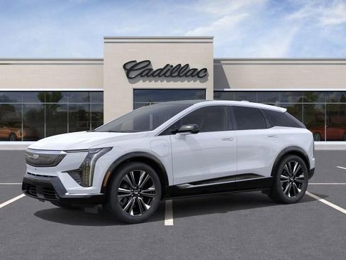 New 2026 Cadillac Optiq Luxury 2 AWD/4WD image 2