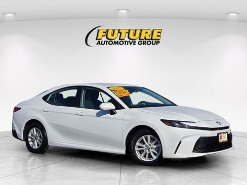 Certified 2025 Toyota Camry LE FWD image 2