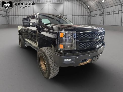 Used 2015 Chevrolet Silverado 1500 LTZ Z71 w/ LTZ Plus Package AWD/4WD image 3