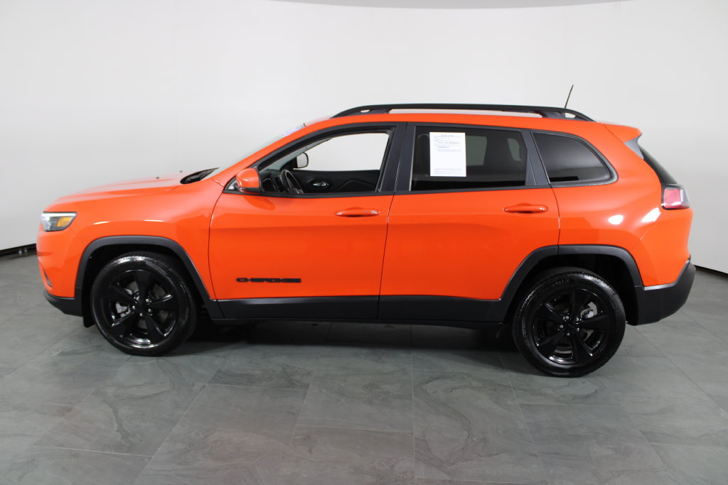 Used 2021 Jeep Cherokee Latitude Plus FWD image 14