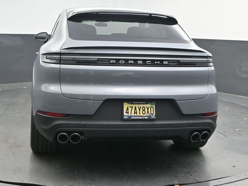 New 2026 Porsche Cayenne Coupe image 7