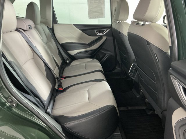 Used 2023 Subaru Forester Limited AWD/4WD image 6