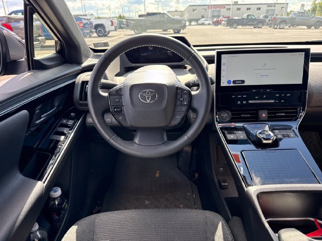 Used 2023 Toyota bZ4X AWD image 20