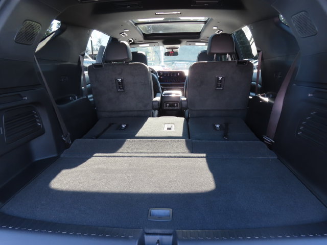 Used 2024 Chevrolet Traverse Z71 w/ LPO, Floor Liner Package AWD/4WD image 43