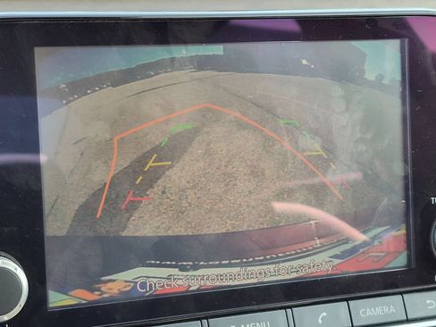 Used 2025 Nissan Altima 2.5 SV FWD image 23