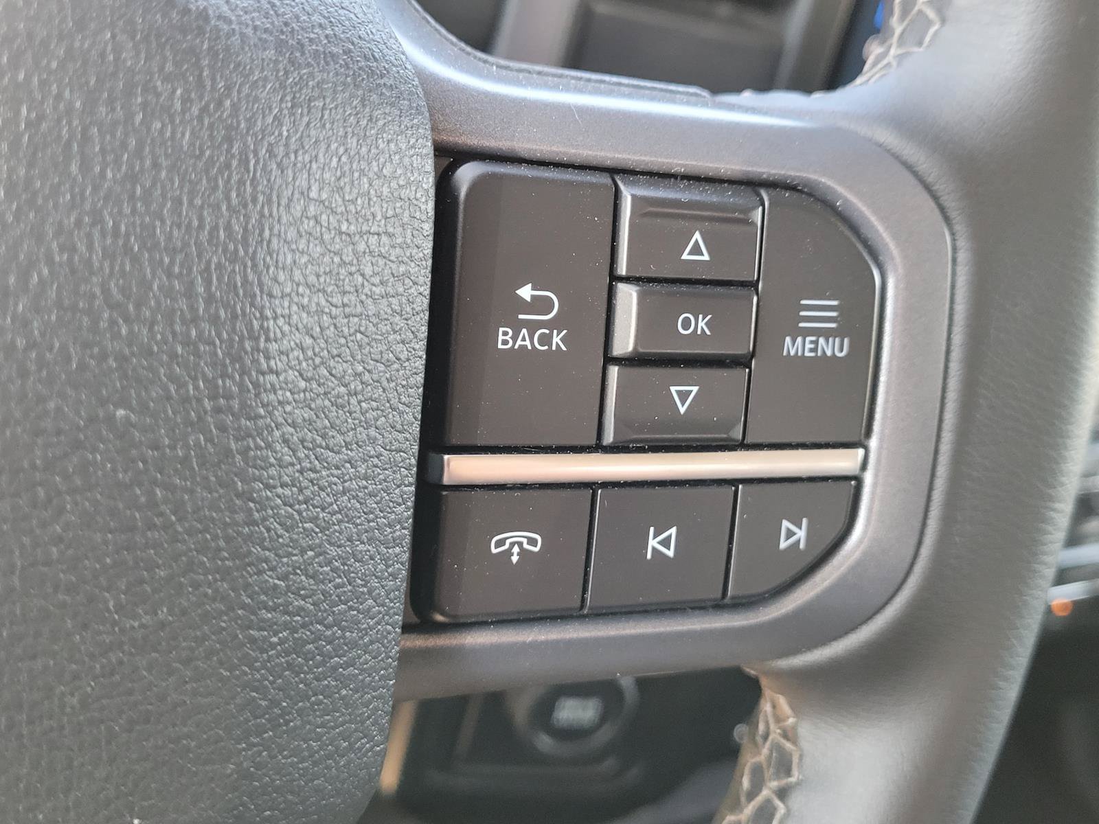 Used 2025 Ford F150 XLT RWD image 8