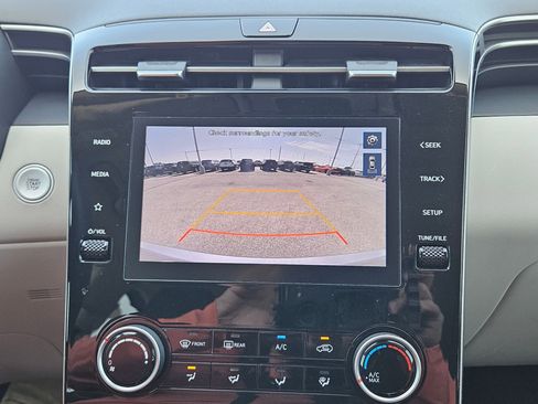 Used 2022 Hyundai Tucson SEL w/ Cargo Package image 18