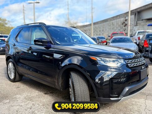 Used 2017 Land Rover Discovery HSE image 10