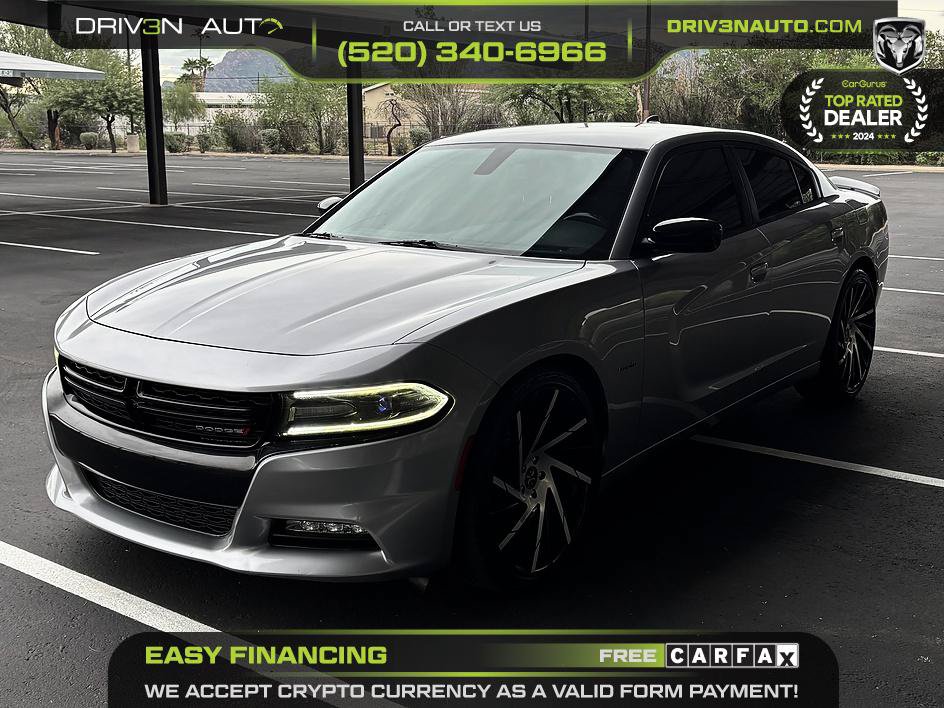 Used 2018 Dodge Charger R/T w/ Blacktop Package RWD image 3