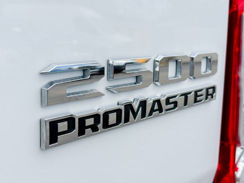 Used 2024 RAM ProMaster 2500 w/ Premium Convenience Group FWD image 12