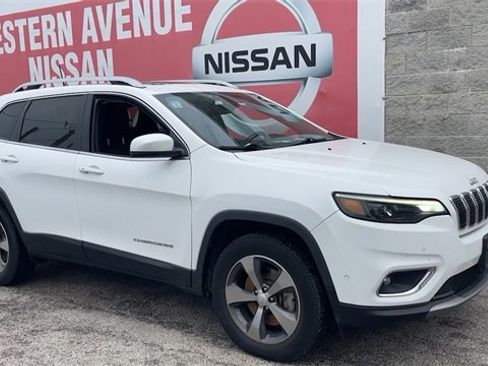 Used 2020 Jeep Cherokee Limited w/ Technology Group image 23