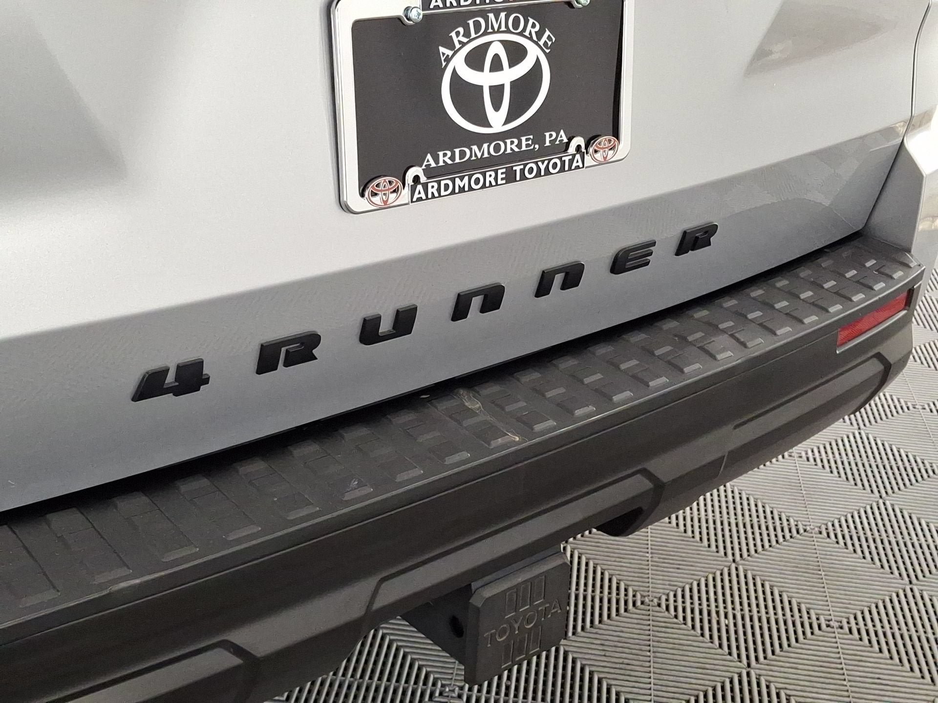 Certified 2025 Toyota 4Runner SR5 AWD/4WD image 23