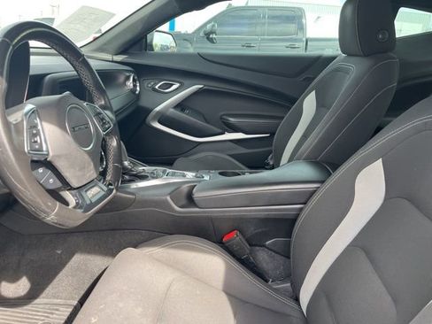 Used 2017 Chevrolet Camaro LT image 9