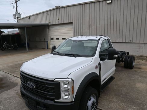 New 2026 Ford F550 4x4 Regular Cab Super Duty image 8
