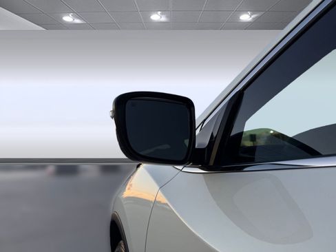 Certified 2024 Nissan Murano SV w/ SV Midnight Edition Package FWD image 21