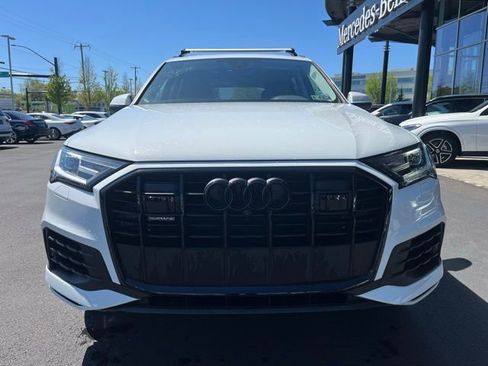 Used 2022 Audi Q7 Premium Plus AWD/4WD image 2