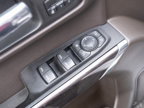 Used 2020 Chevrolet Silverado 1500 LTZ image 14