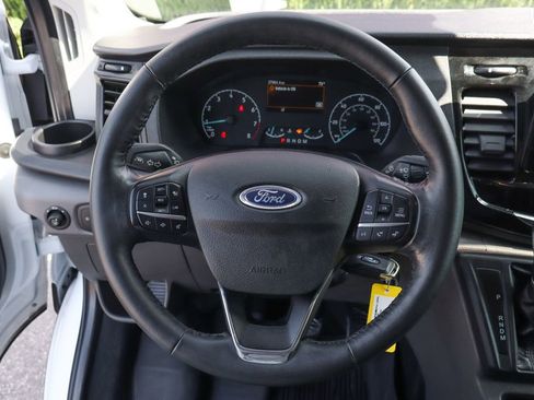 Used 2023 Ford Transit 350 XLT RWD image 27