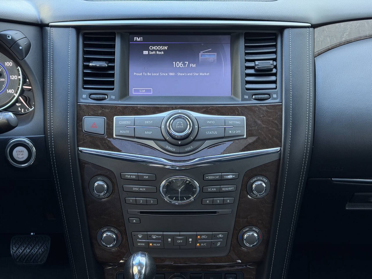 Used 2015 INFINITI QX80 4WD w/ Theater Package image 32