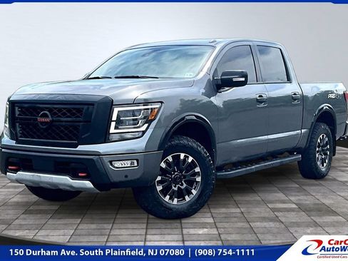 Used 2021 Nissan Titan PRO-4X w/ Pro-4x Convenience Package AWD/4WD image 1