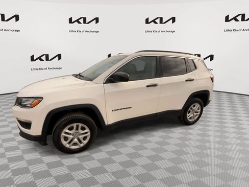 Used 2019 Jeep Compass Sport AWD/4WD image 6